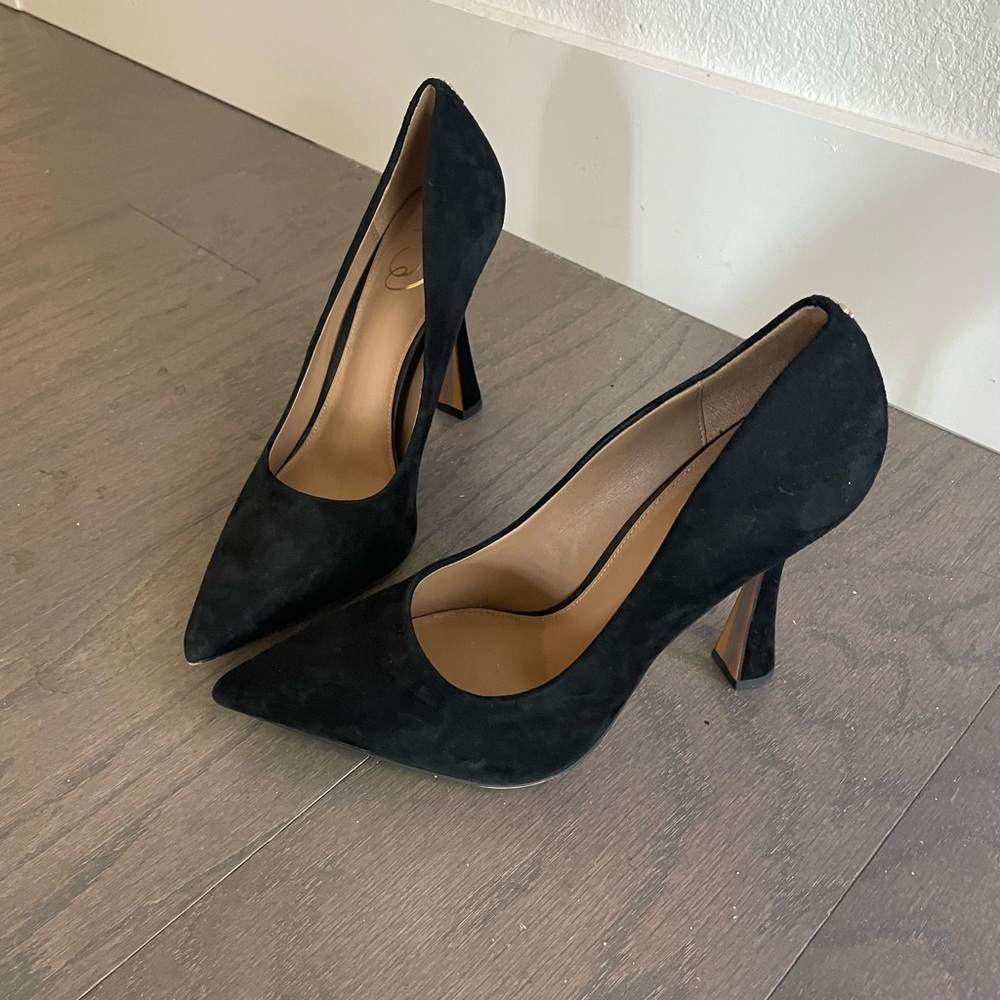 Sam Edelman black suede heels - never worn!